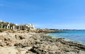 1 Bedroom Gorgeous Home In Taviano Taviano